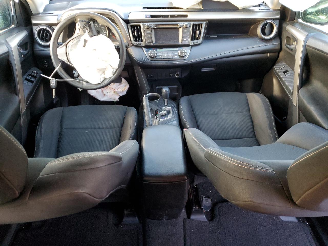 2014 Toyota RAV 4 - Image 8
