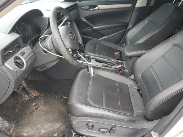  VOLKSWAGEN PASSAT 2021 White