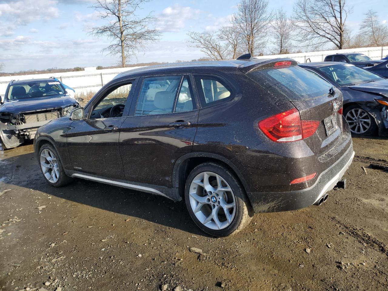 2015 BMW X1 - Image 2