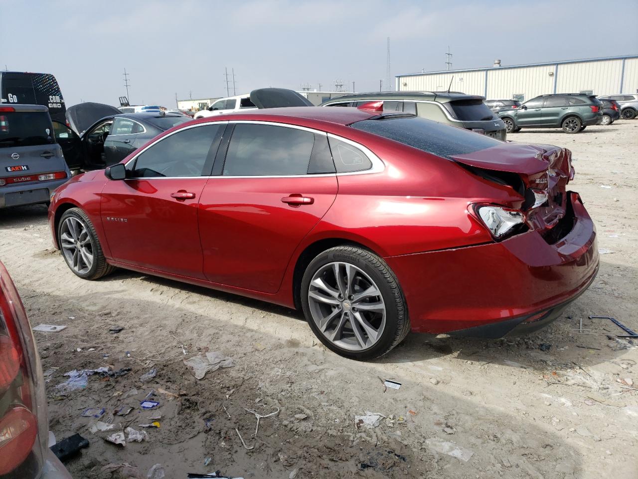 2023 Chevrolet Malibu - Image 2
