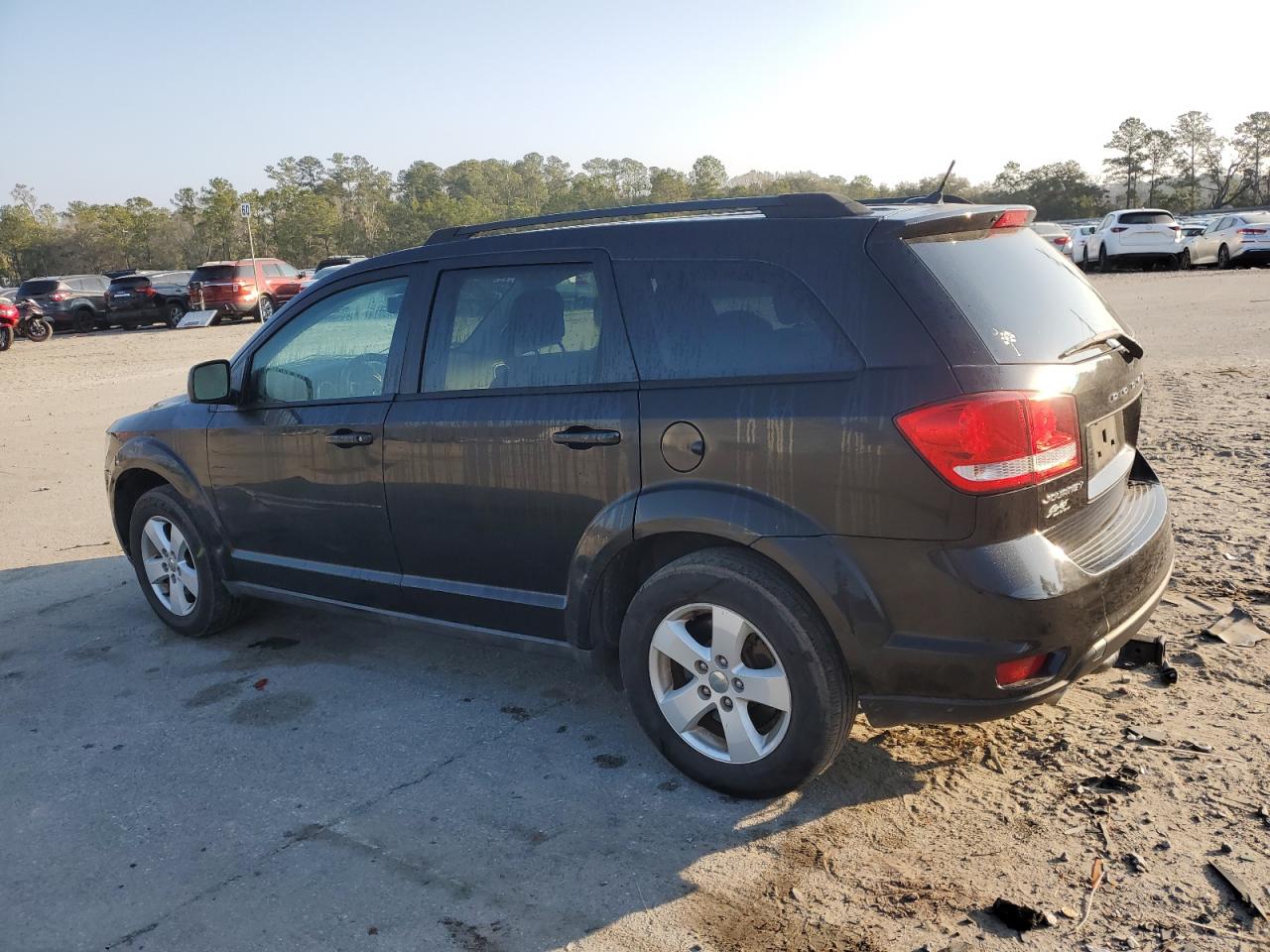 2012 Dodge Journey - Image 2