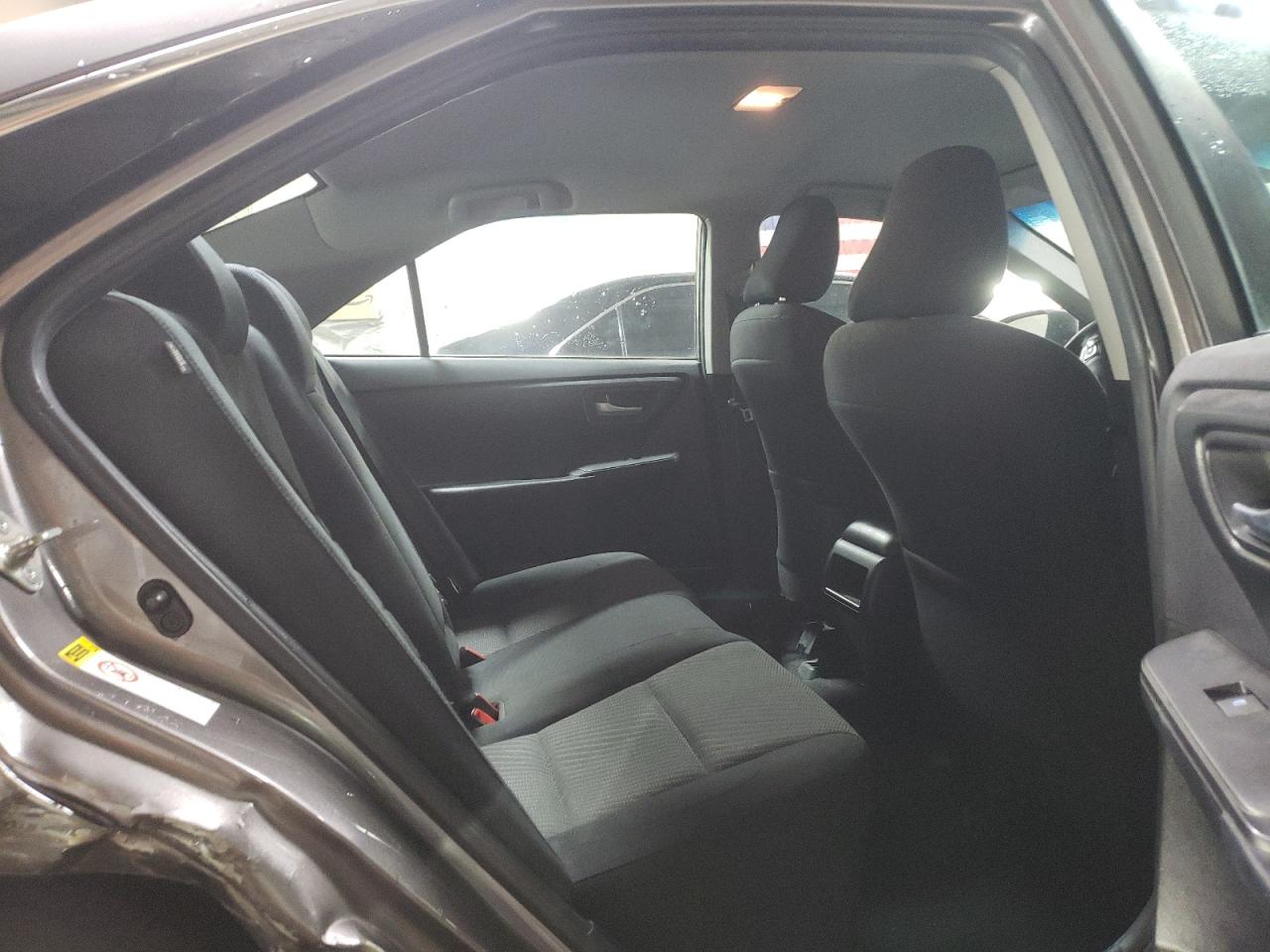 2015 Toyota Camry - Image 10