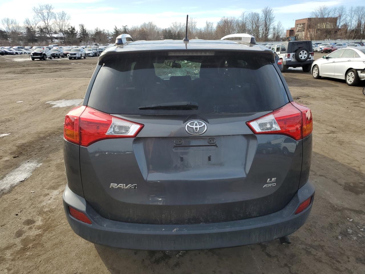 2013 Toyota RAV 4 - Image 6