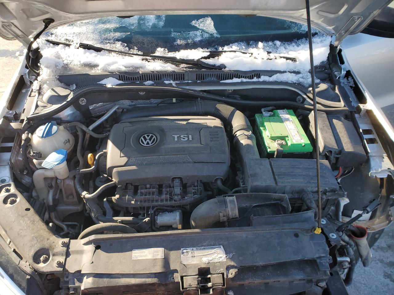 2015 Volkswagen Jetta - Image 11