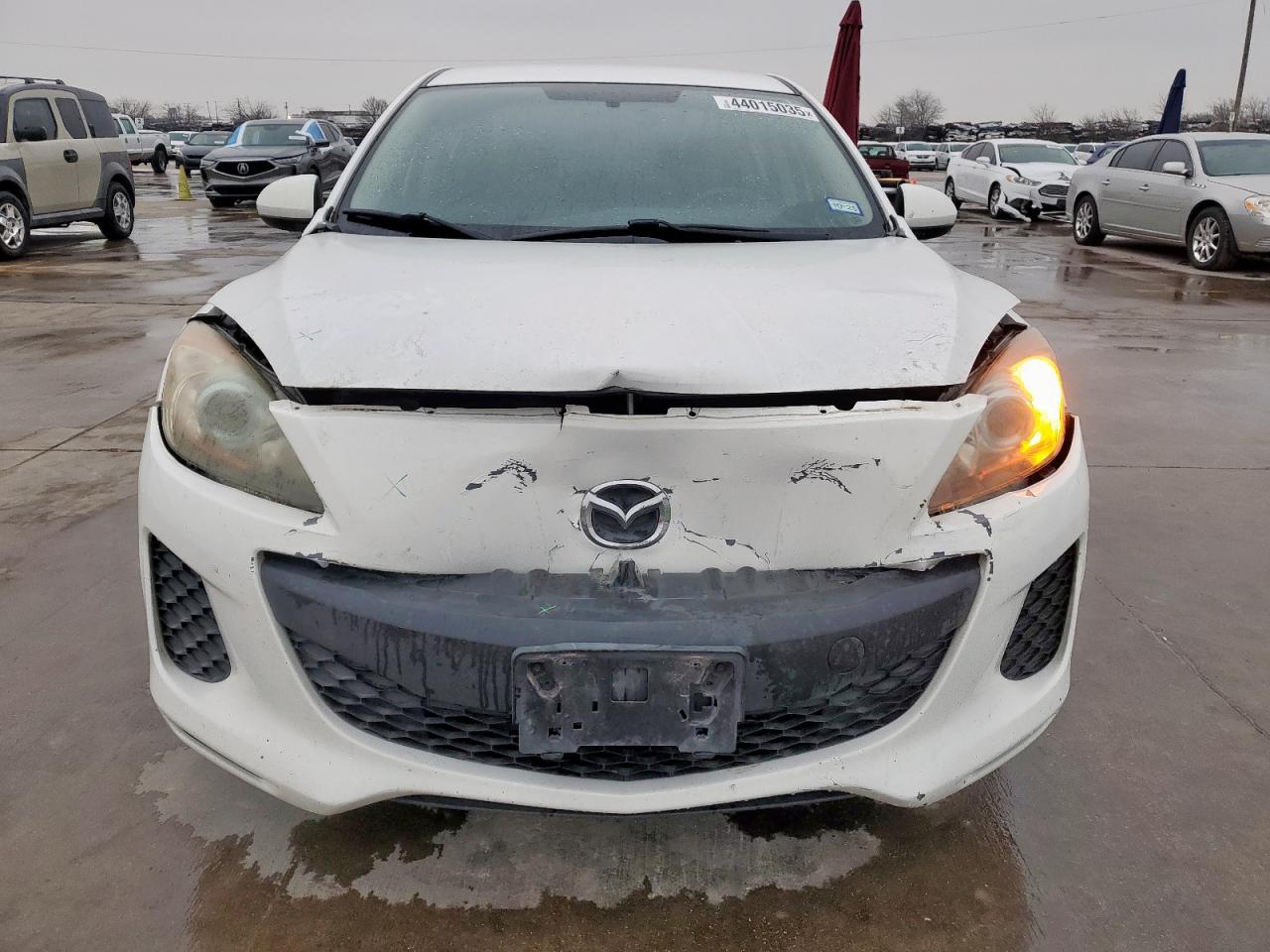 2013 Mazda 3 - Image 5