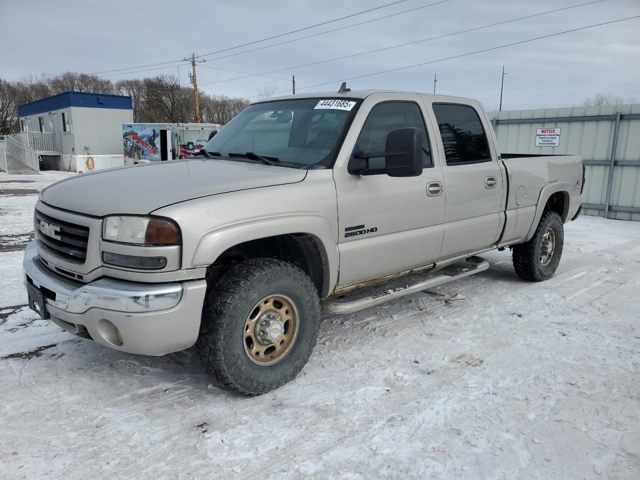 2006 GMC Sierra - Image 1