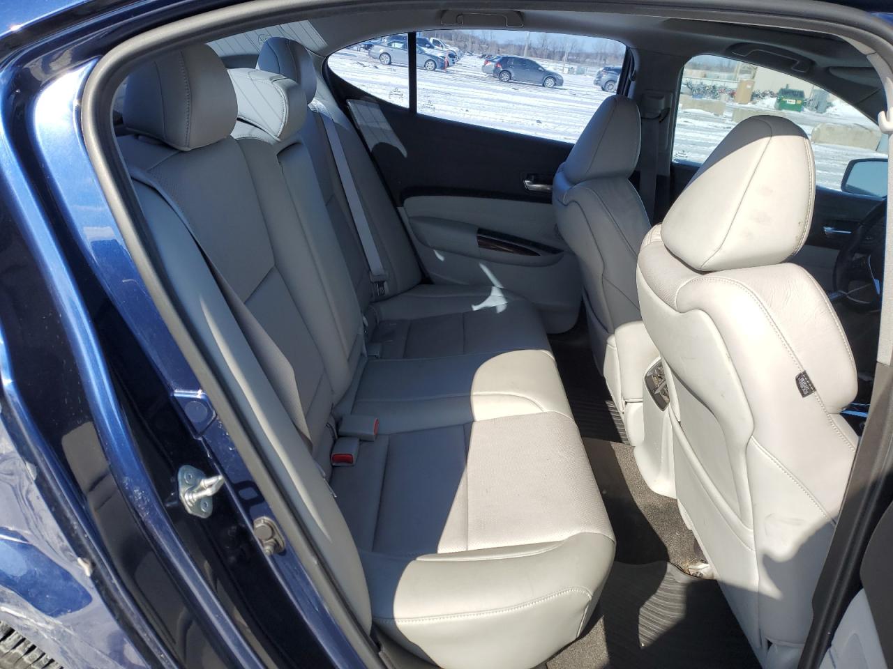 2015 Acura TLX - Image 10