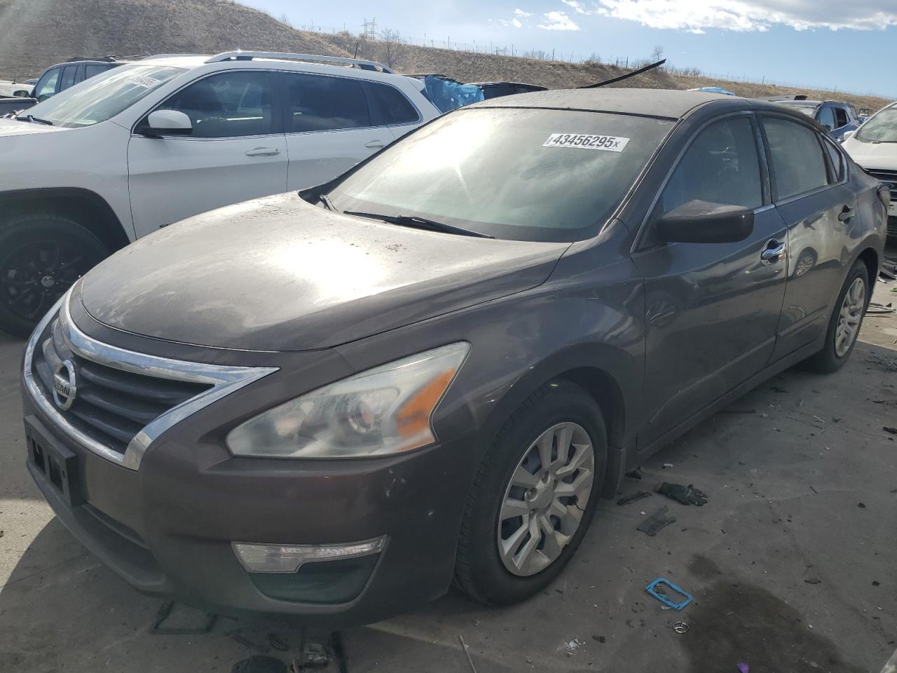 2015 Nissan Altima - Image 1