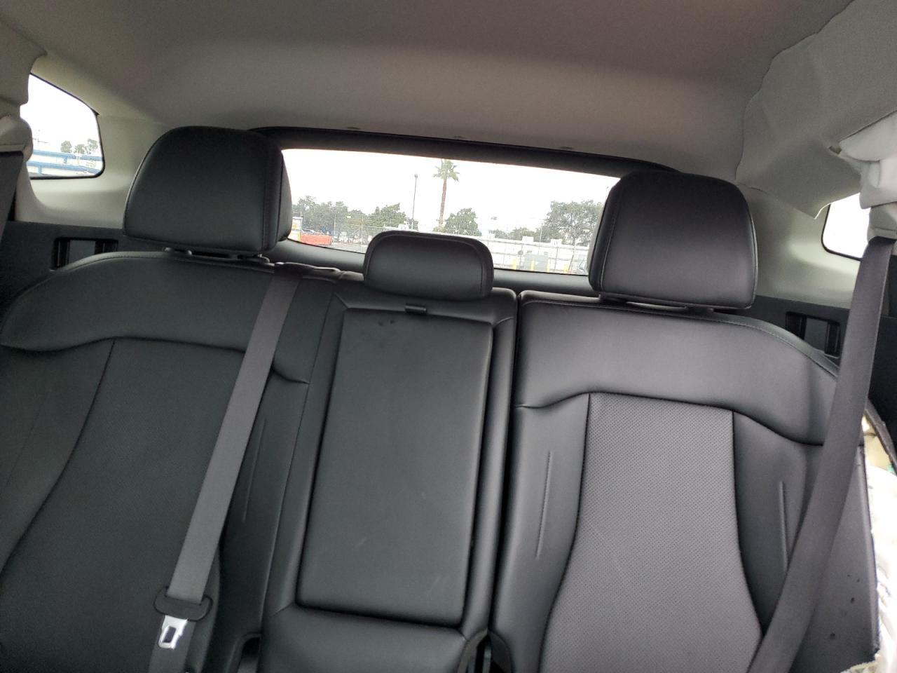 2024 Kia Sportage - Image 10