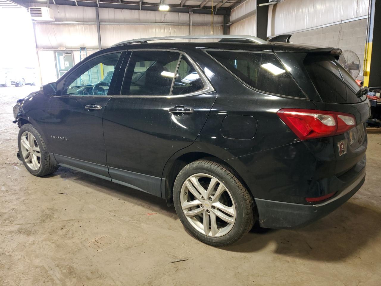 2019 Chevrolet Equinox - Image 2