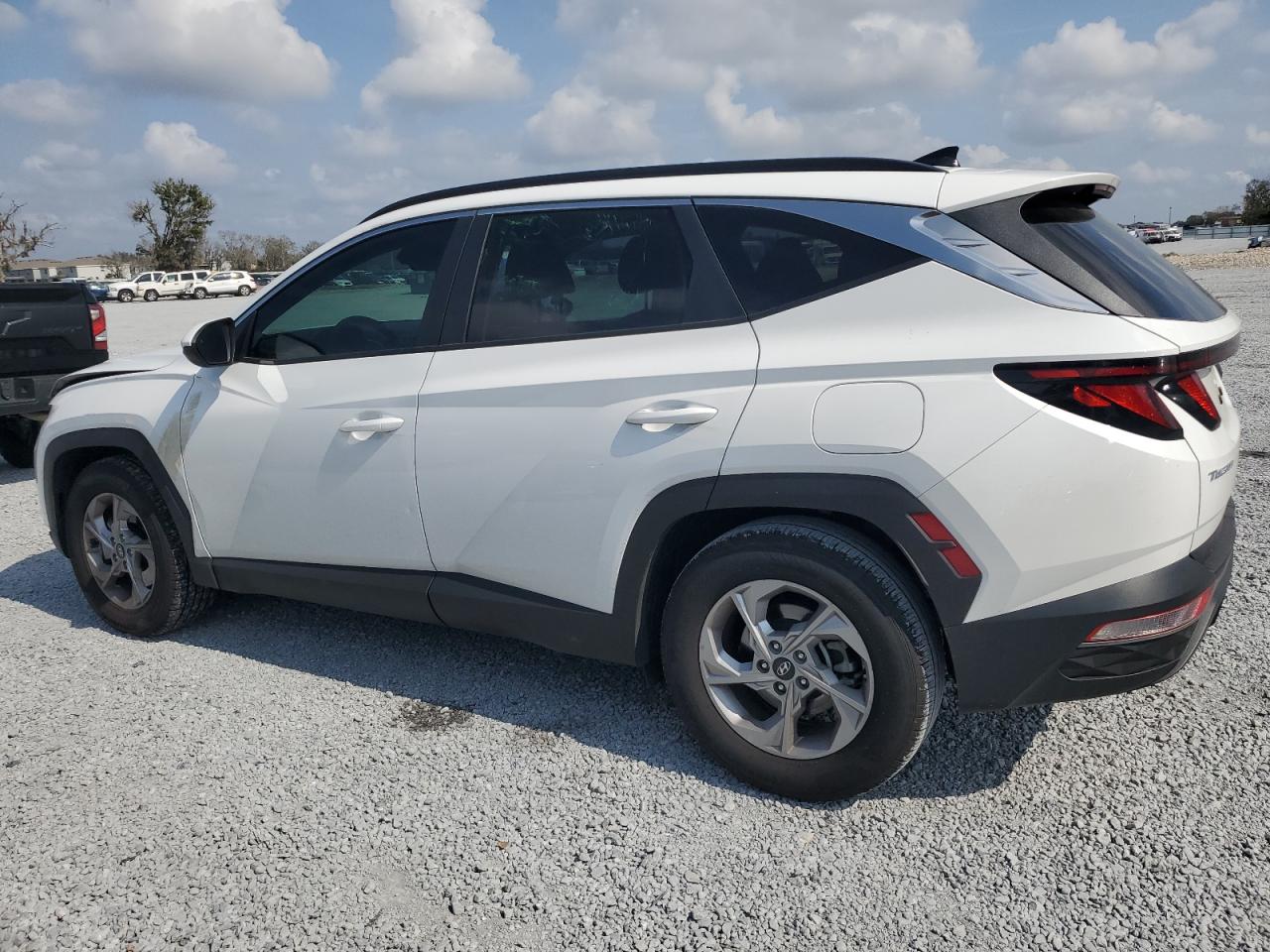 2024 Hyundai Tucson - Image 2