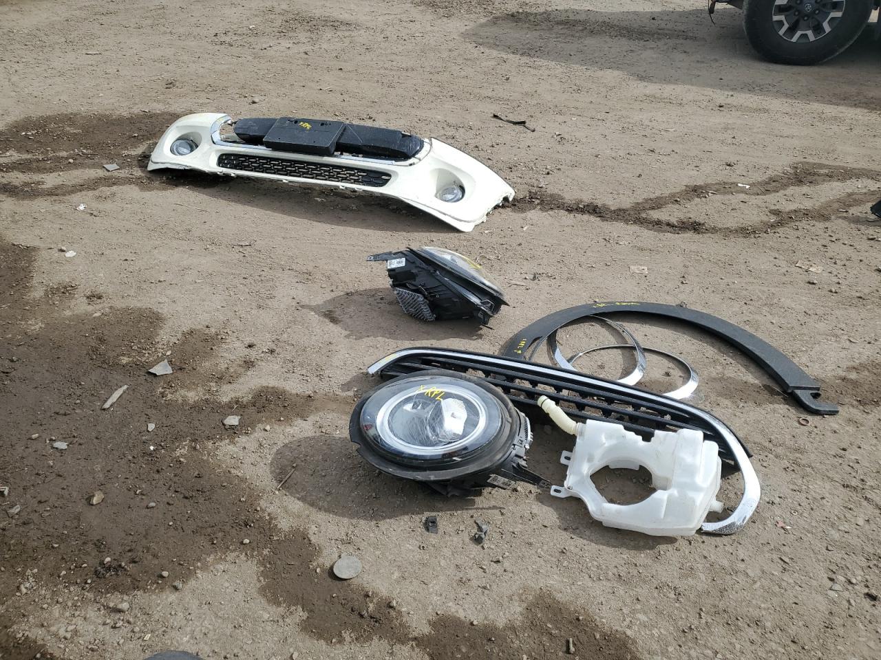 2020 MINI Cooper - Image 12