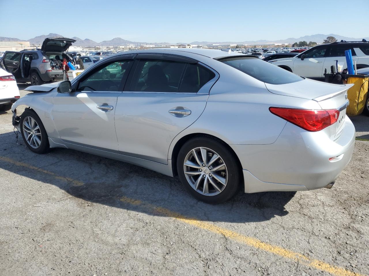 2016 Infiniti Q50 - Image 2