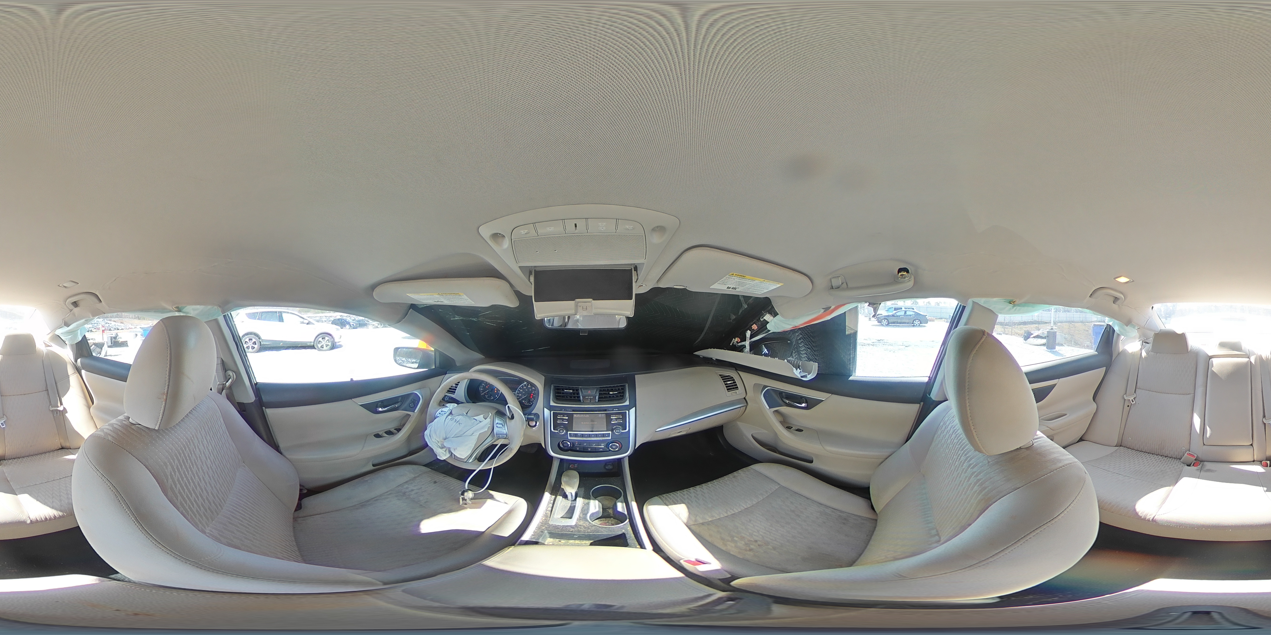2017 Nissan Altima - Image 13