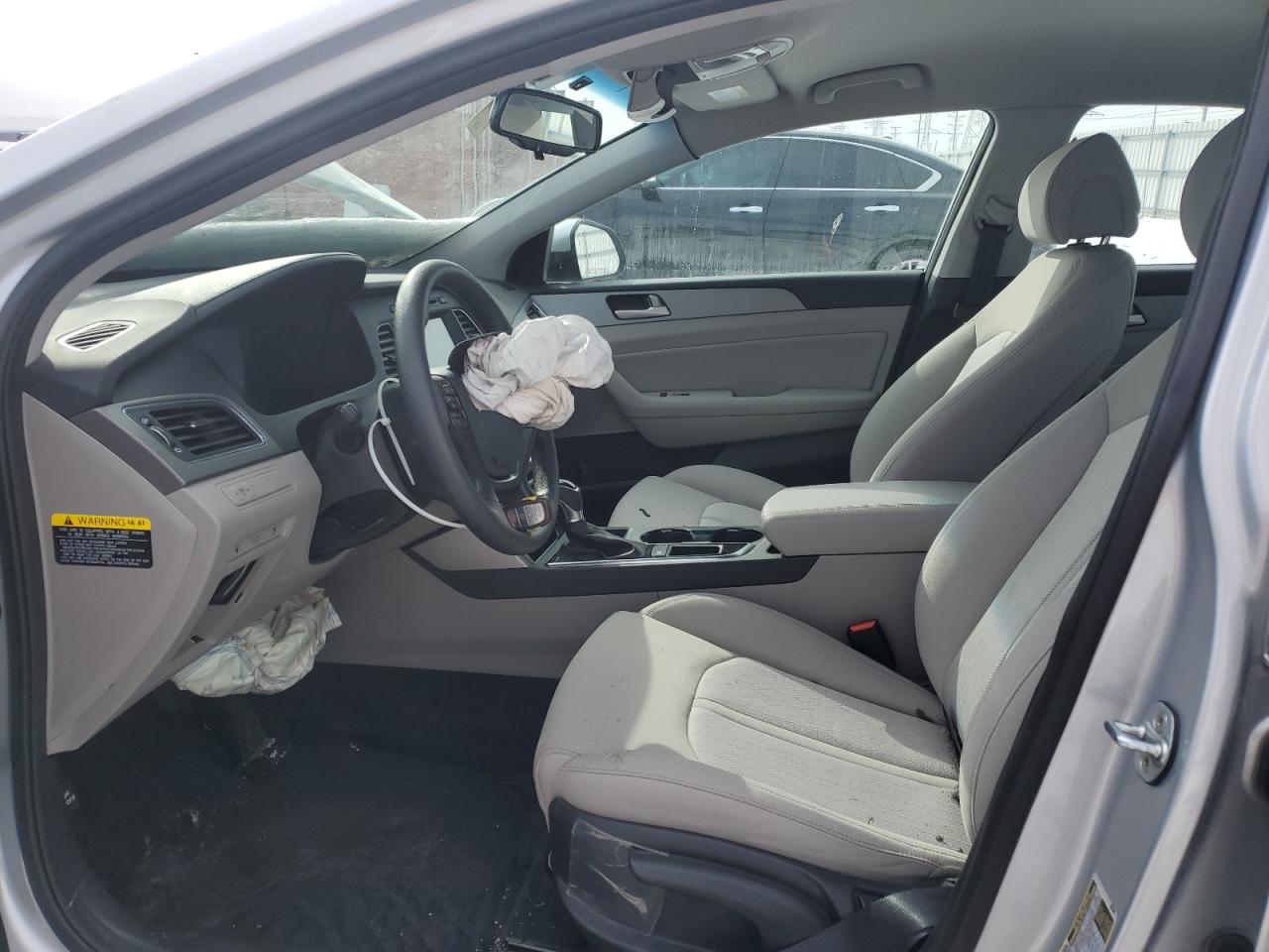 2017 Hyundai Sonata - Image 7
