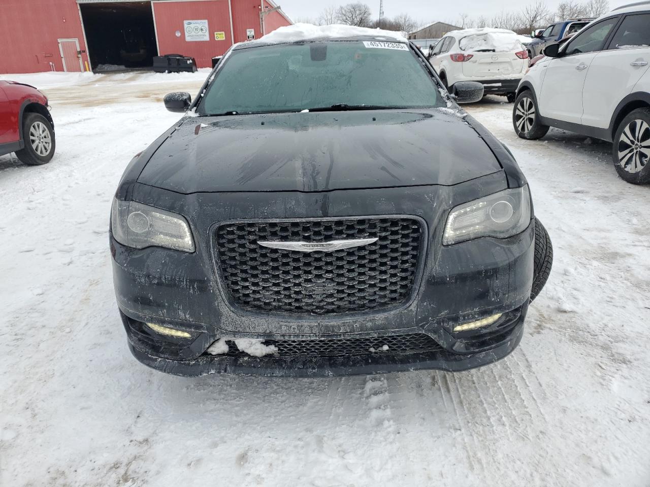 2017 Chrysler 300 - Image 5