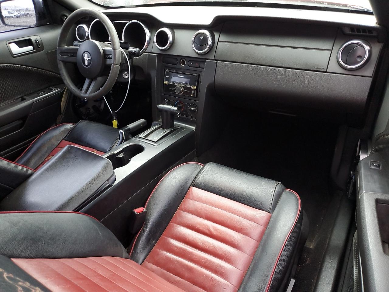 2008 Ford Mustang - Image 8