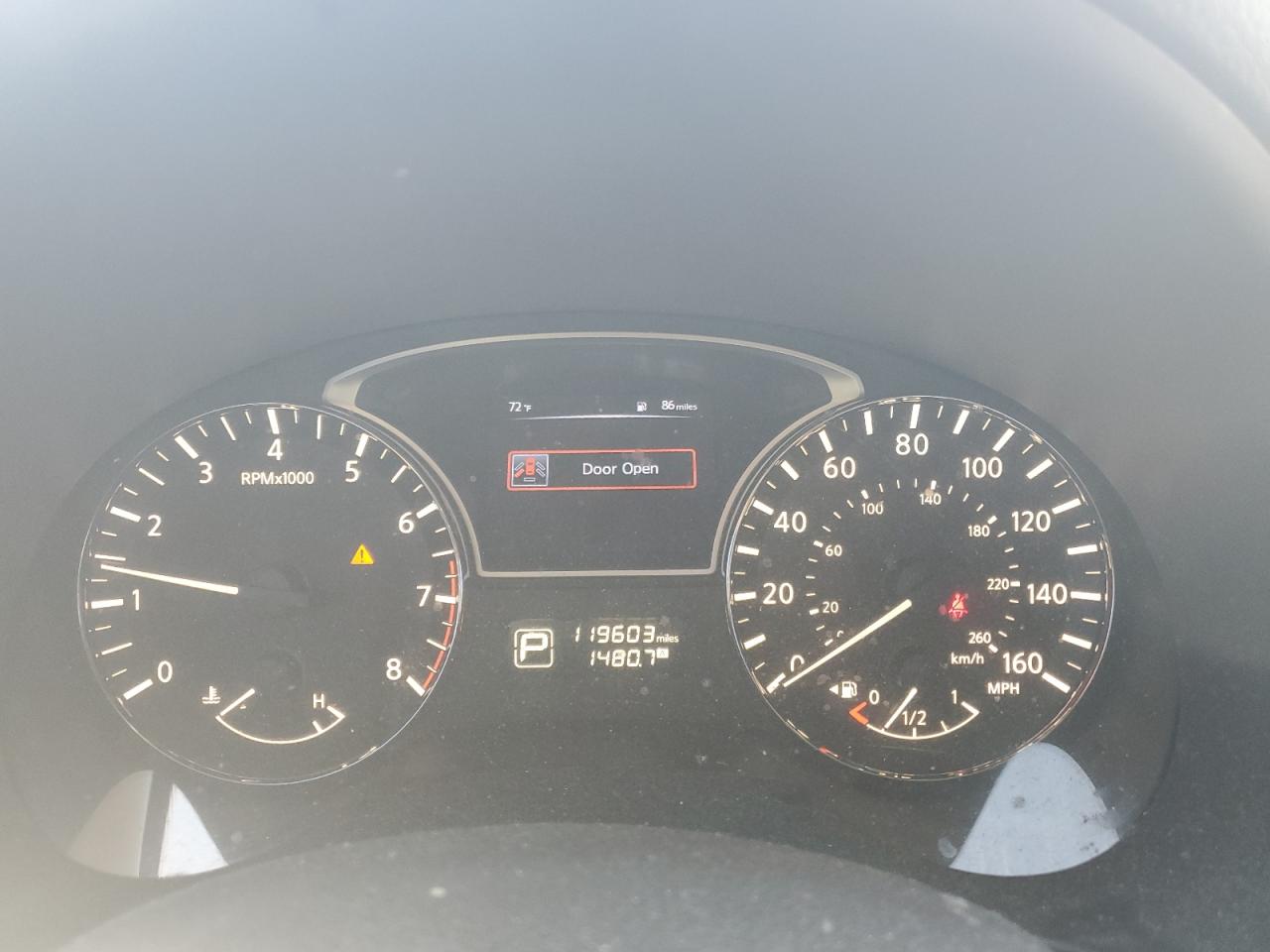 2015 Nissan Altima - Image 9