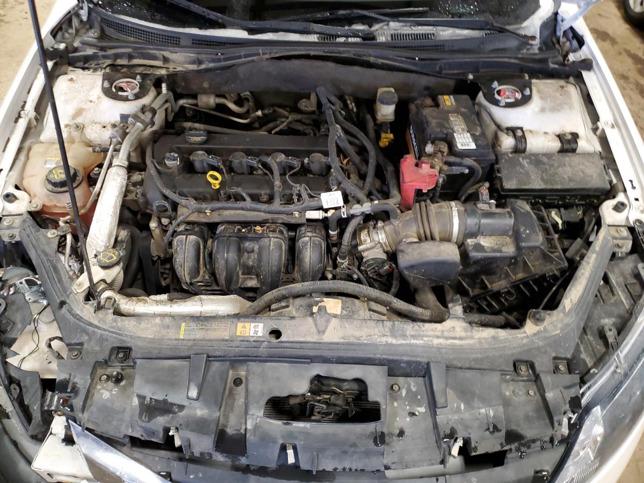 2012 Ford Fusion - Image 11