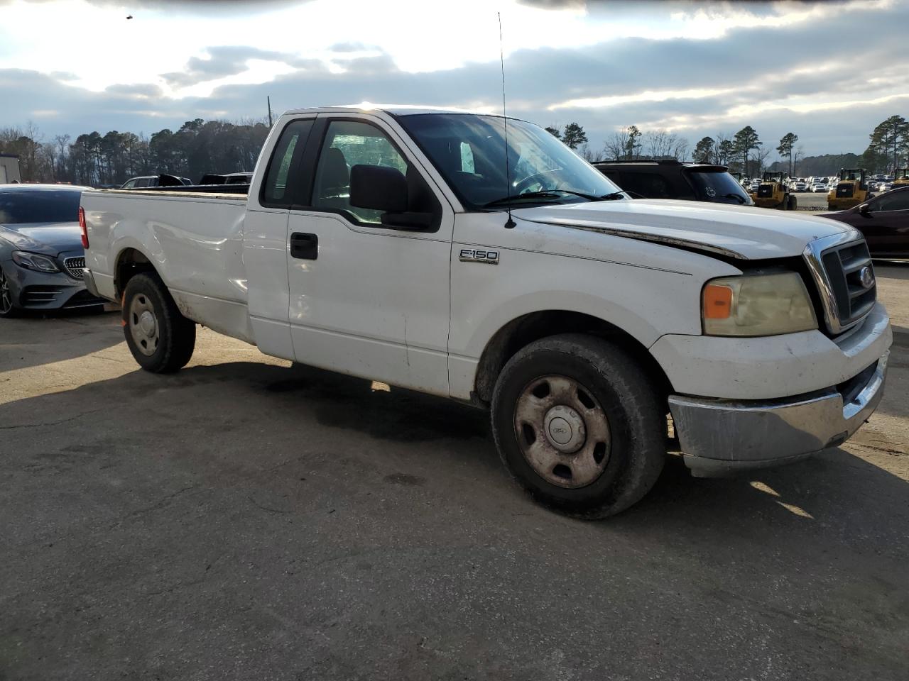 2004 Ford F-150 - Image 4