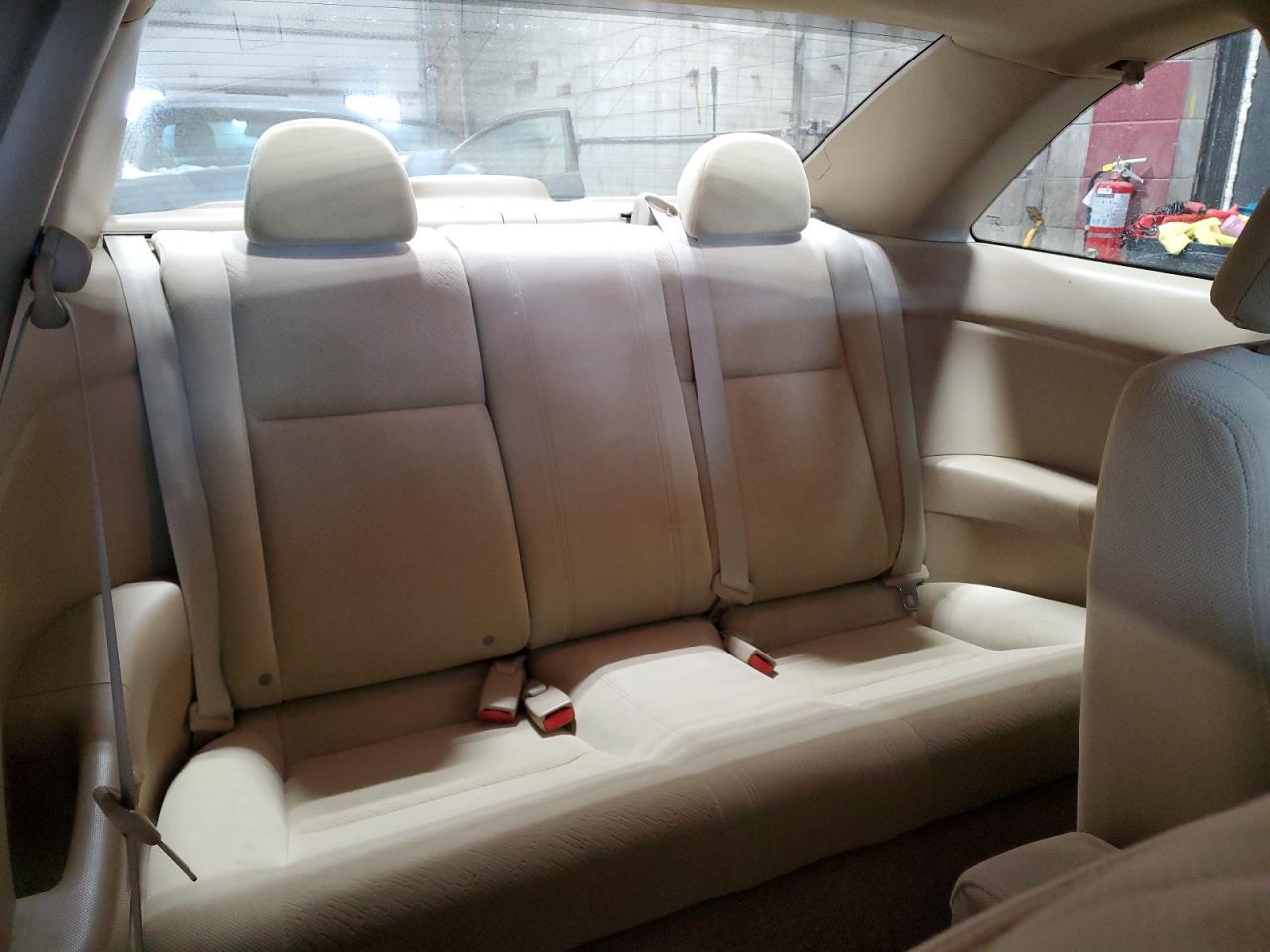2003 Honda Civic - Image 10