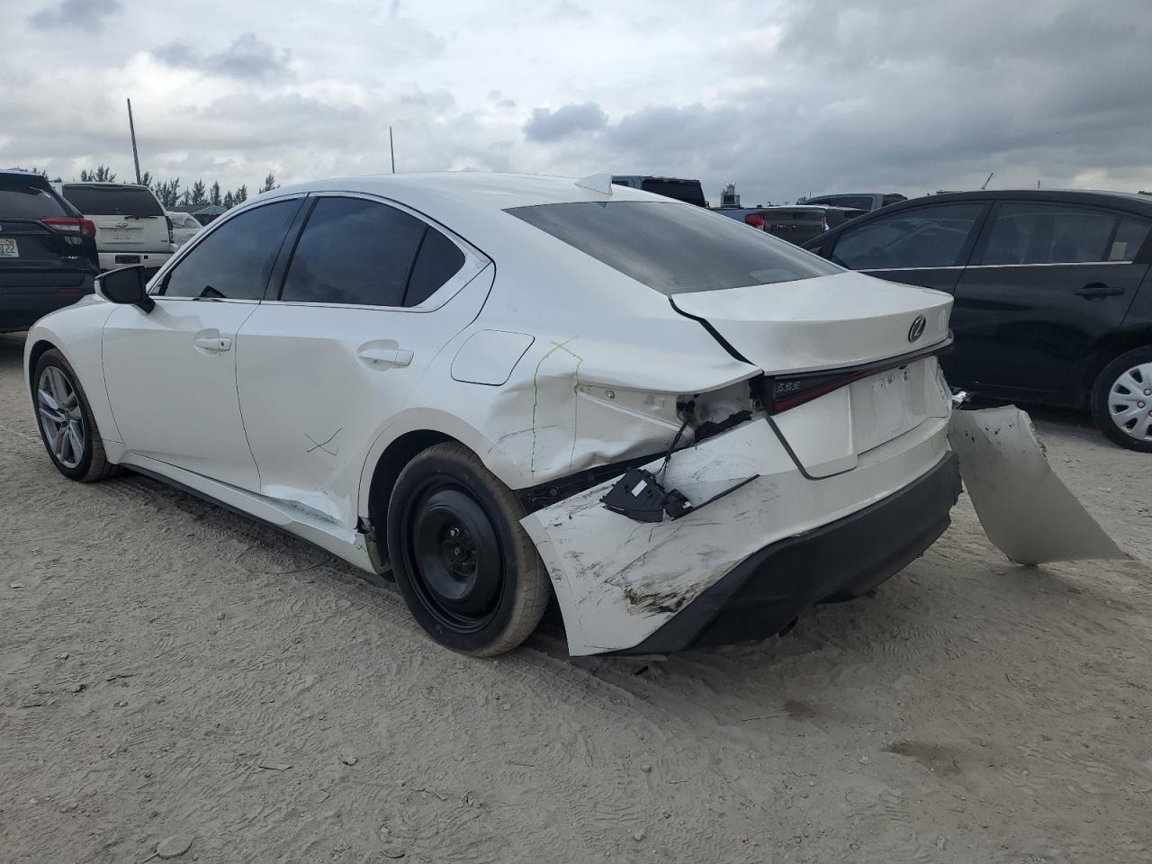 2021 Lexus IS - Image 2