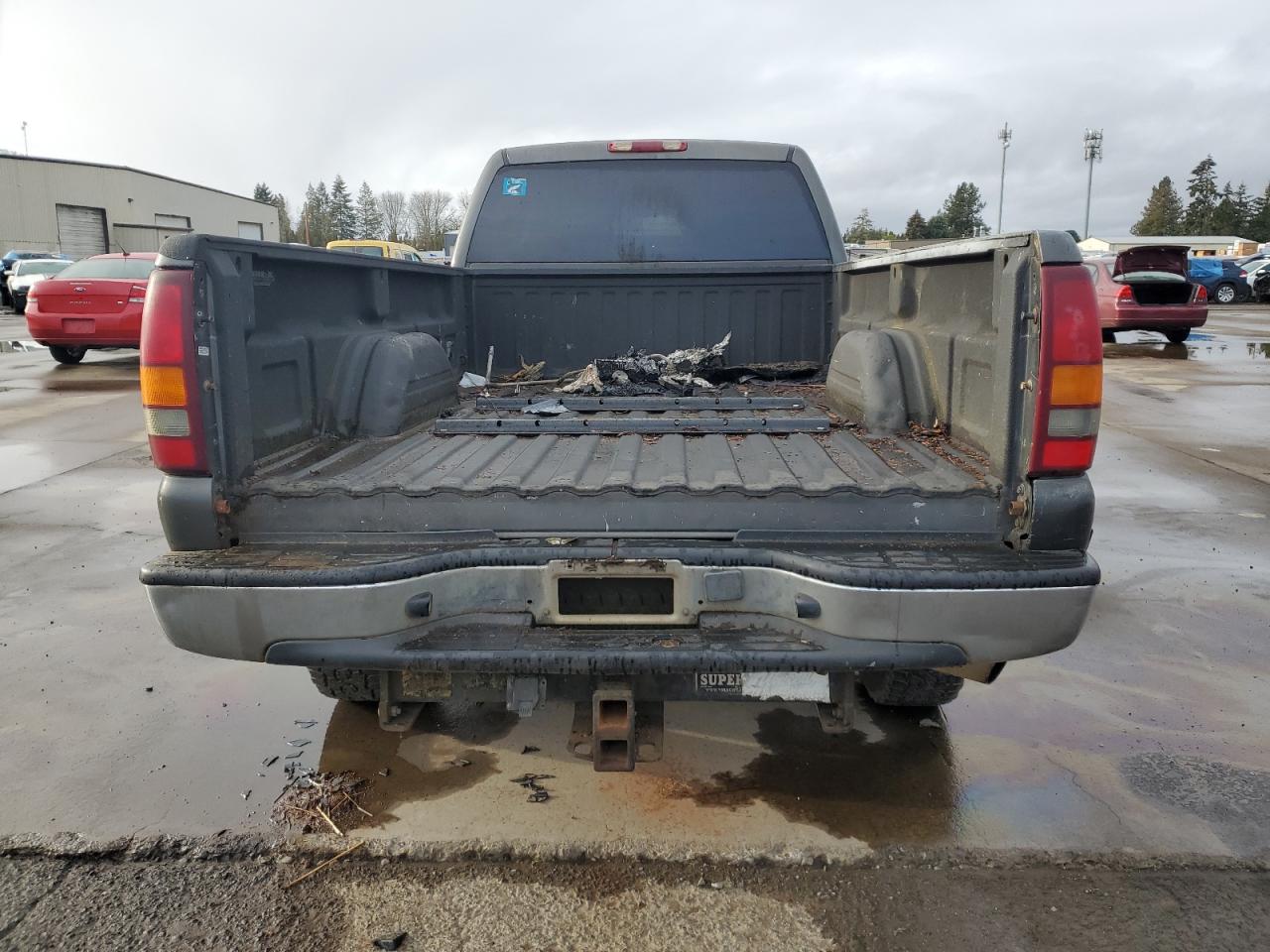 2002 Chevrolet Silverado - Image 6
