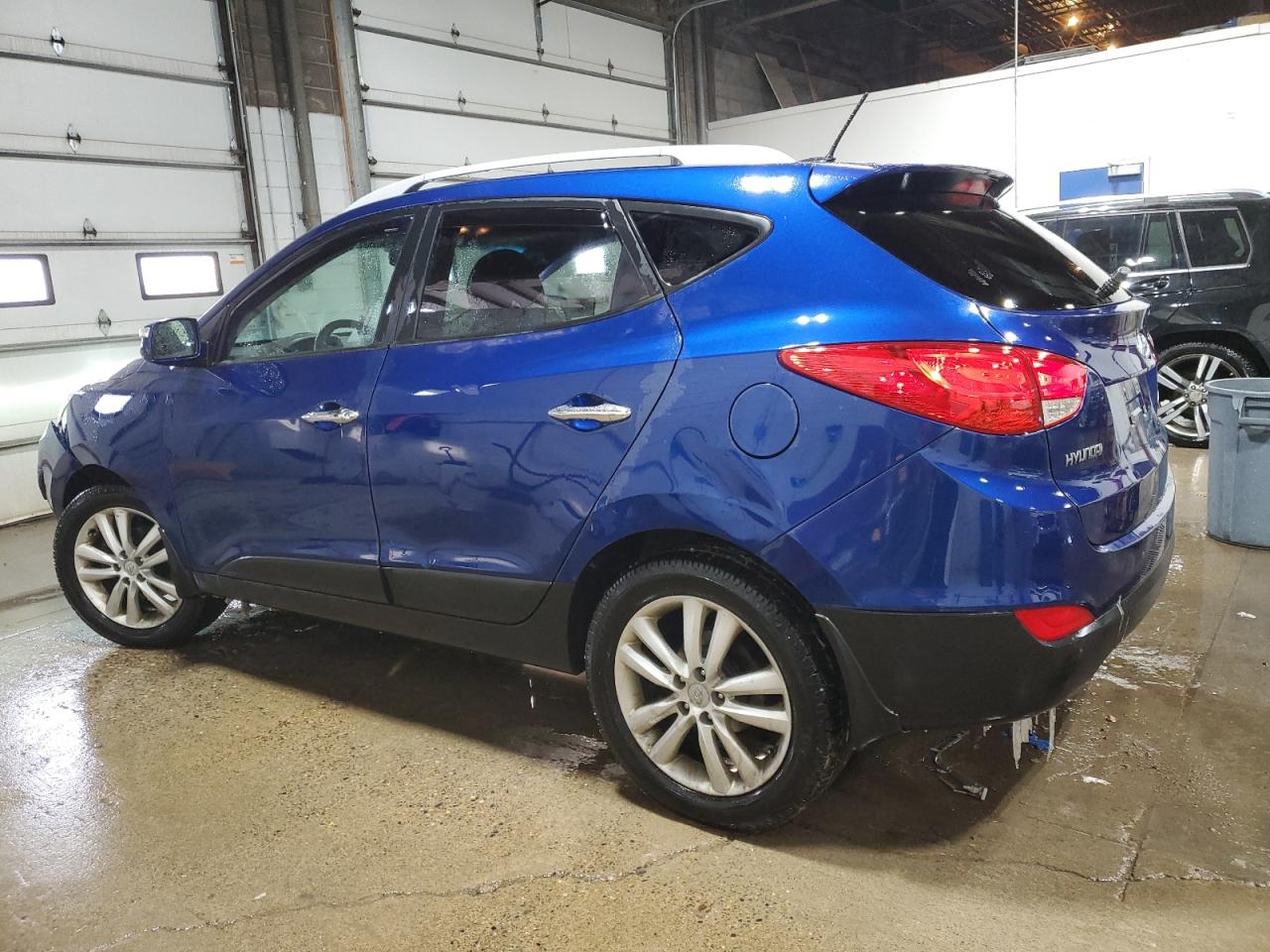 2013 Hyundai Tucson - Image 2
