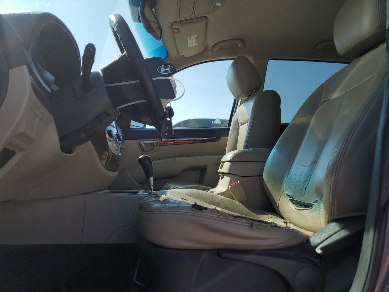 2008 Hyundai Santa Fe - Image 7