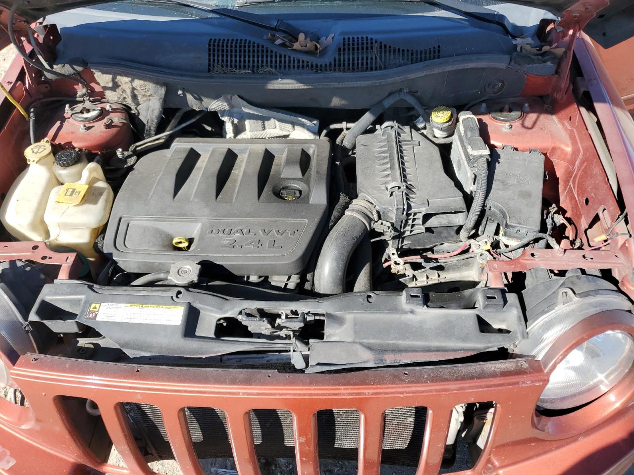 2010 Jeep Compass - Image 13
