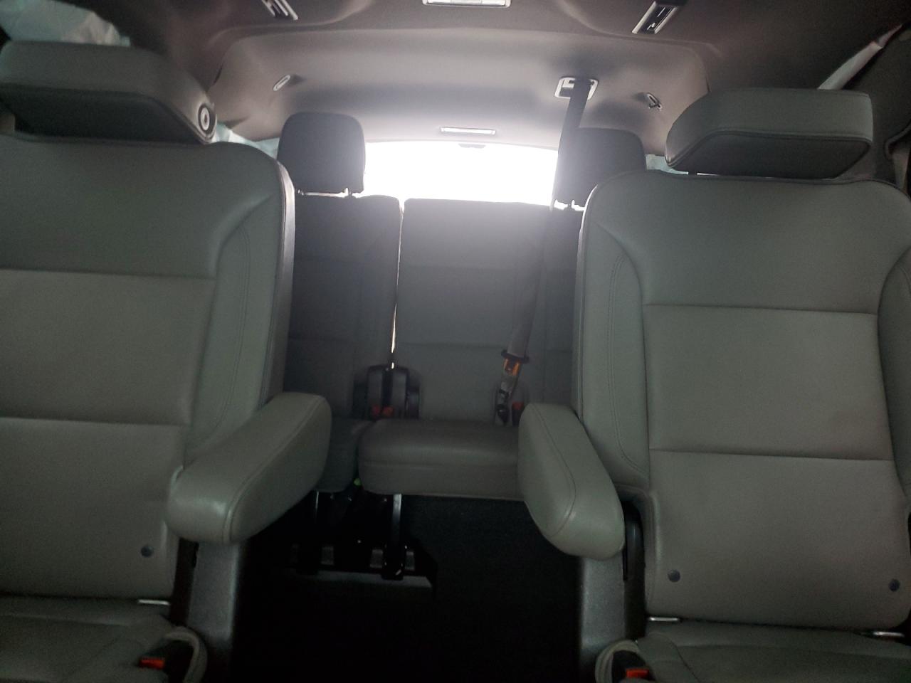 2021 GMC Yukon - Image 10