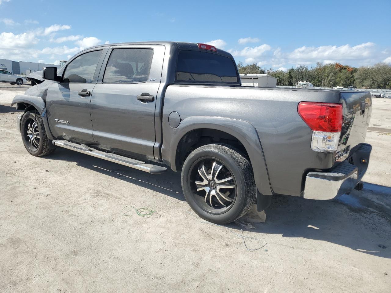 2011 Toyota Tundra - Image 2