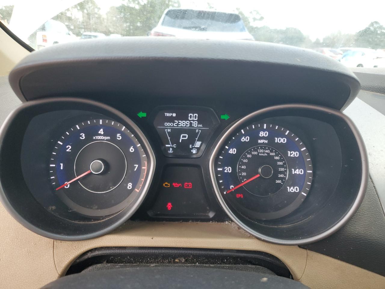 2013 Hyundai Elantra - Image 9