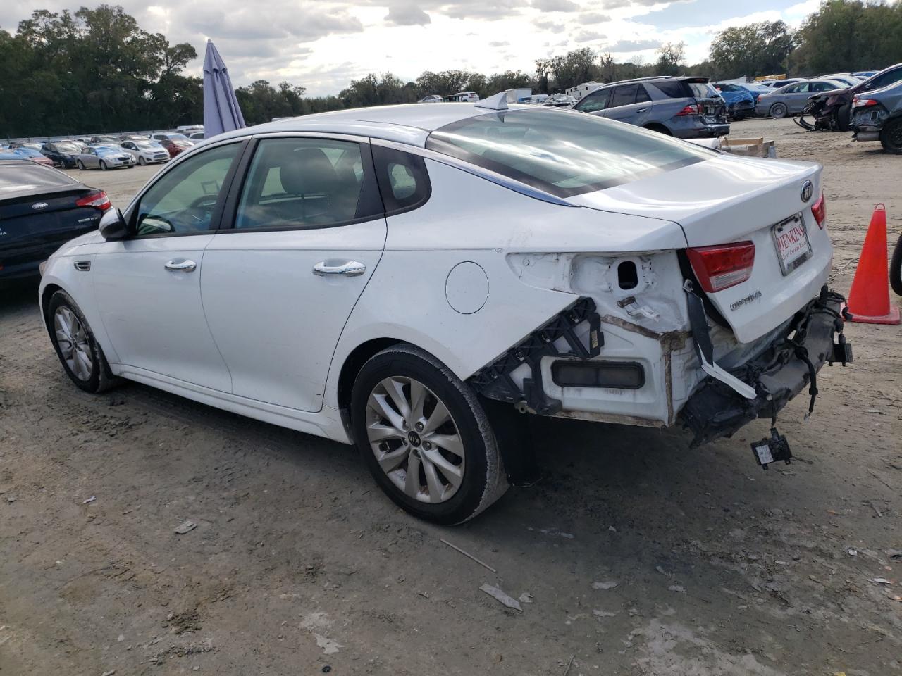 2018 Kia Optima - Image 2
