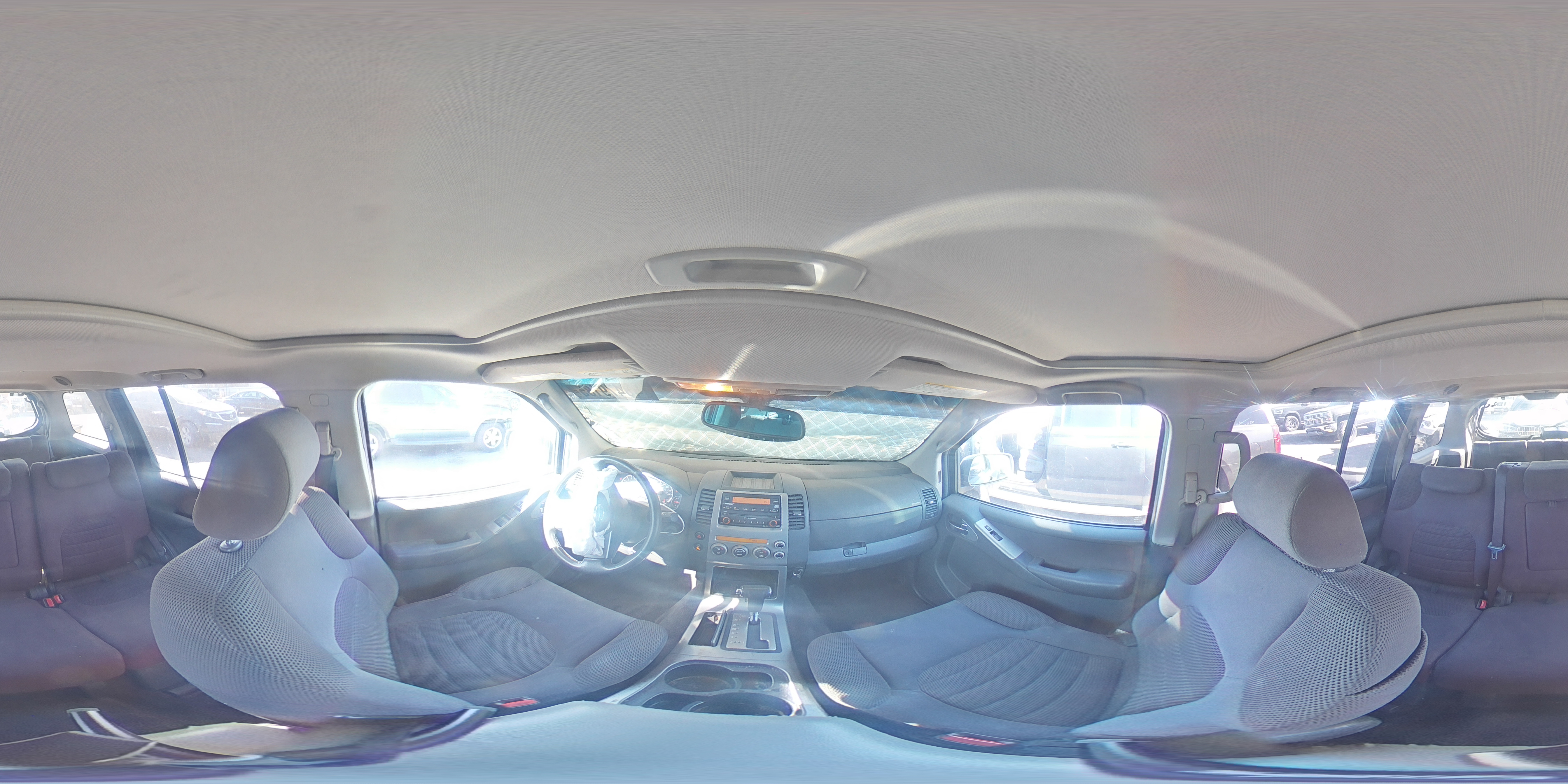 2005 Nissan Pathfinder - Image 14