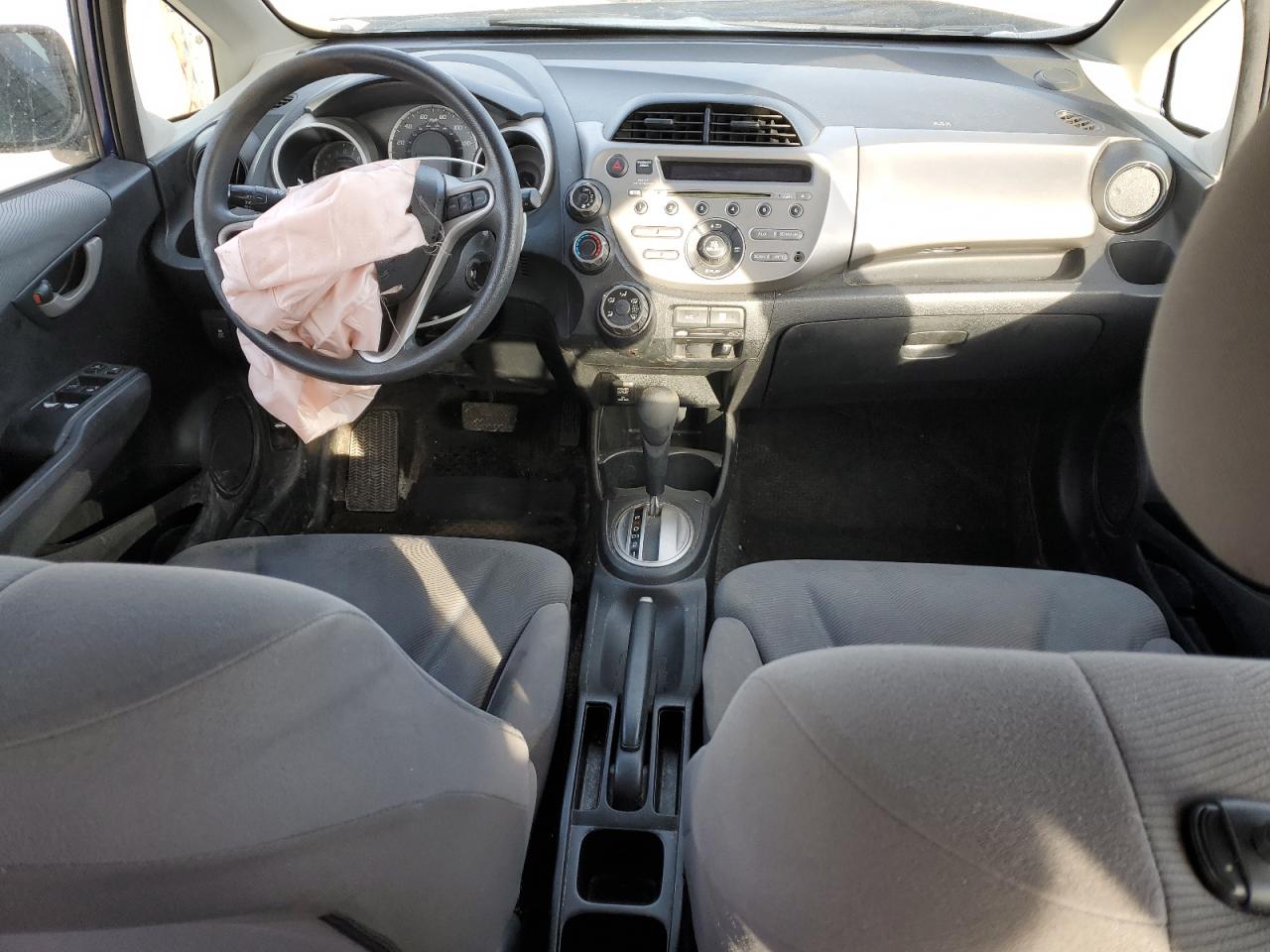 2012 Honda Fit - Image 8