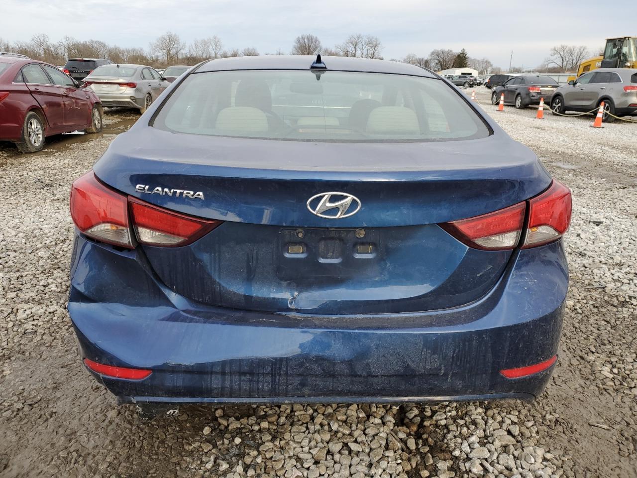 2016 Hyundai Elantra - Image 6