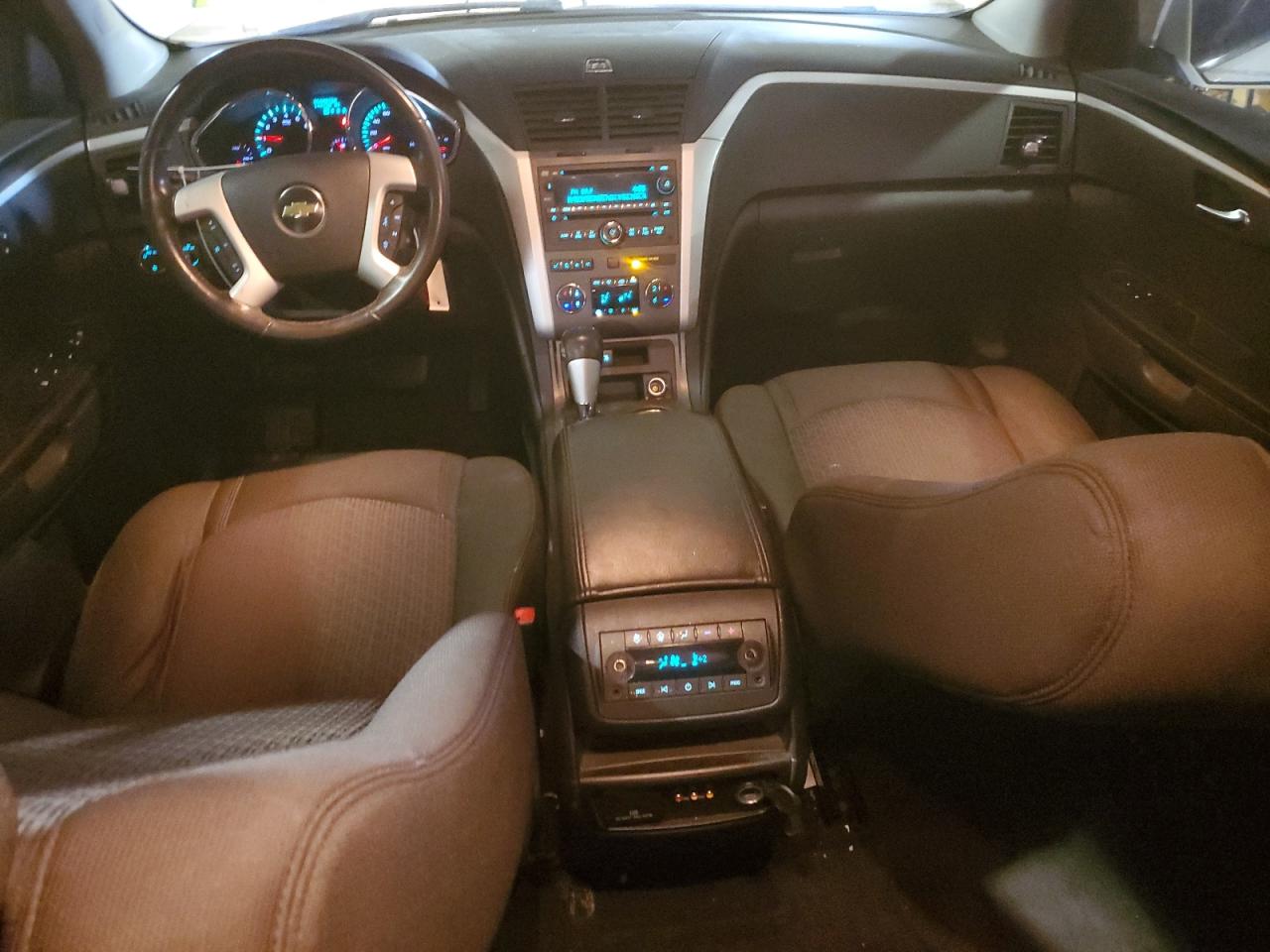 2011 Chevrolet Traverse - Image 8