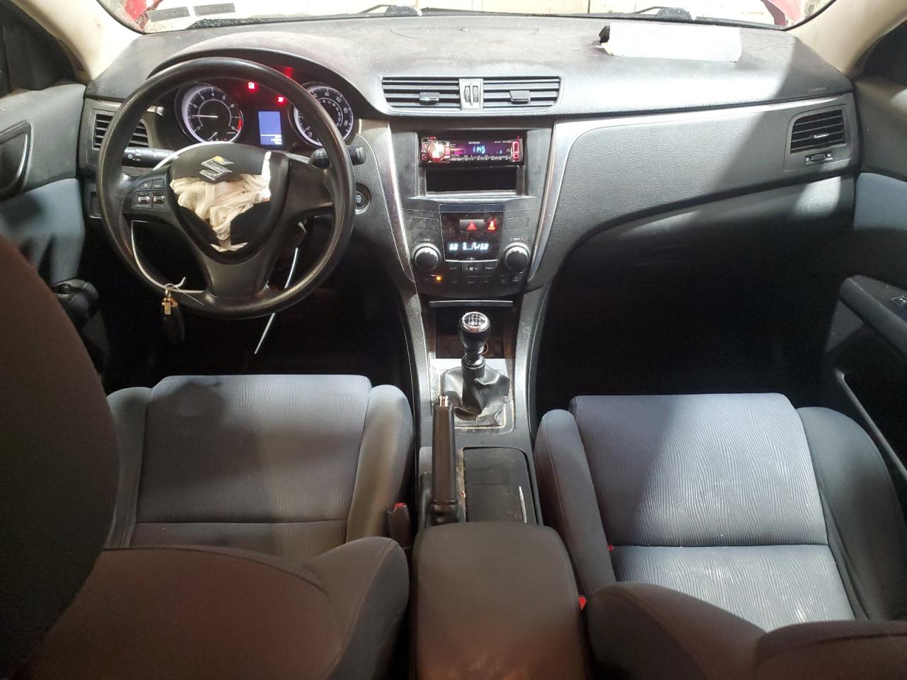 2012 Suzuki Kizashi - Image 8