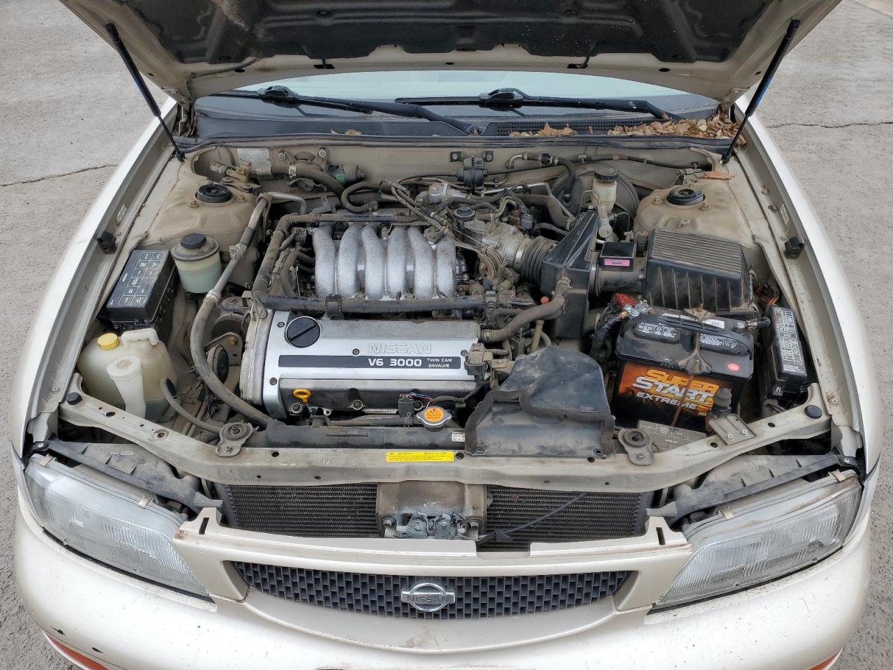 1996 Nissan Maxima - Image 12