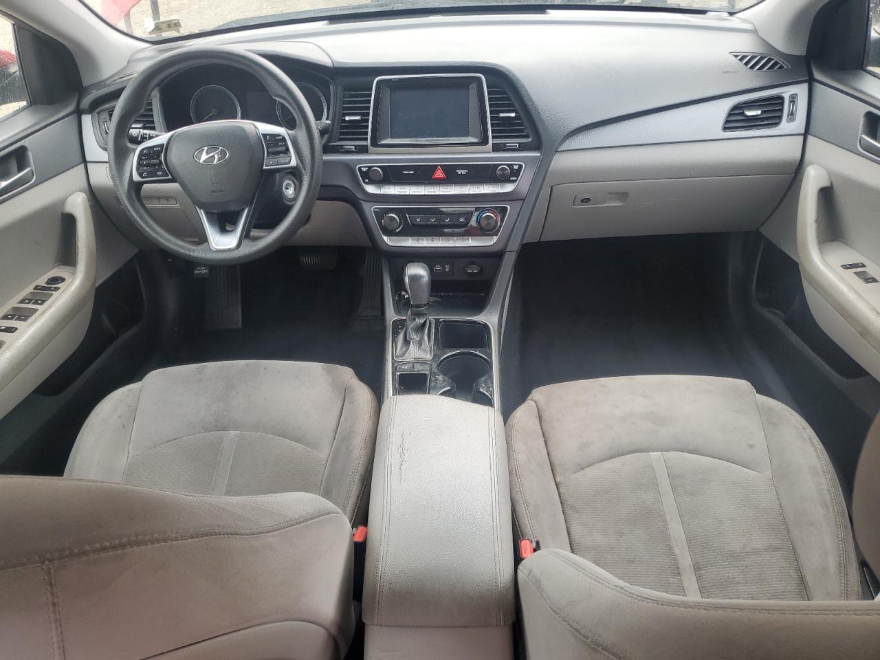 2019 Hyundai Sonata - Image 8