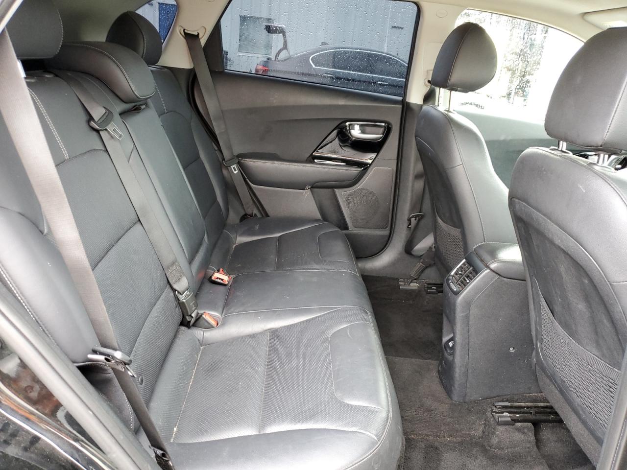 2018 Kia Niro - Image 10