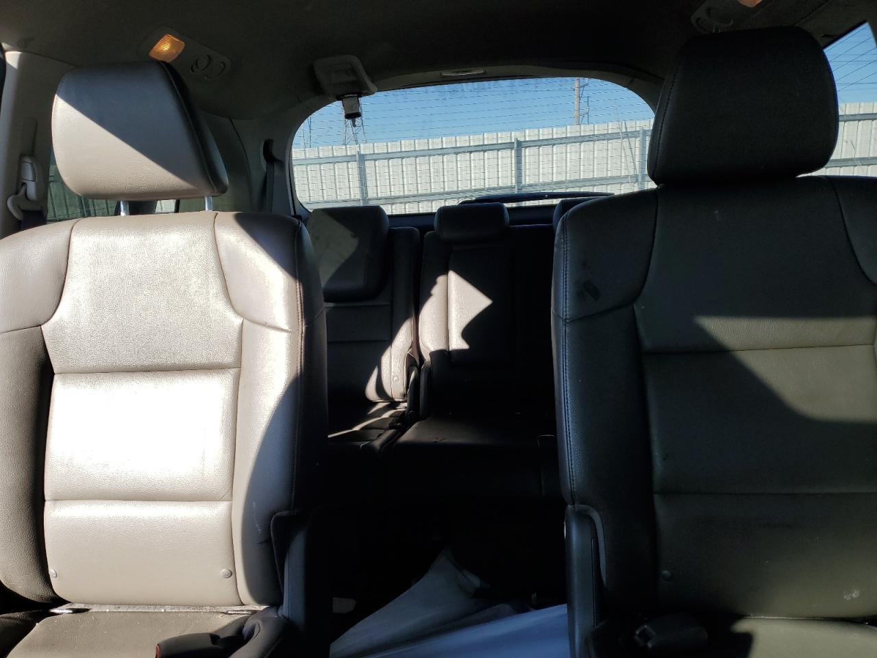 2014 Honda Odyssey - Image 10