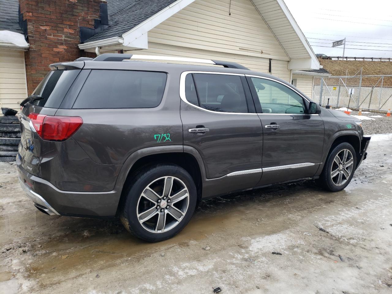 2019 GMC Acadia - Image 3