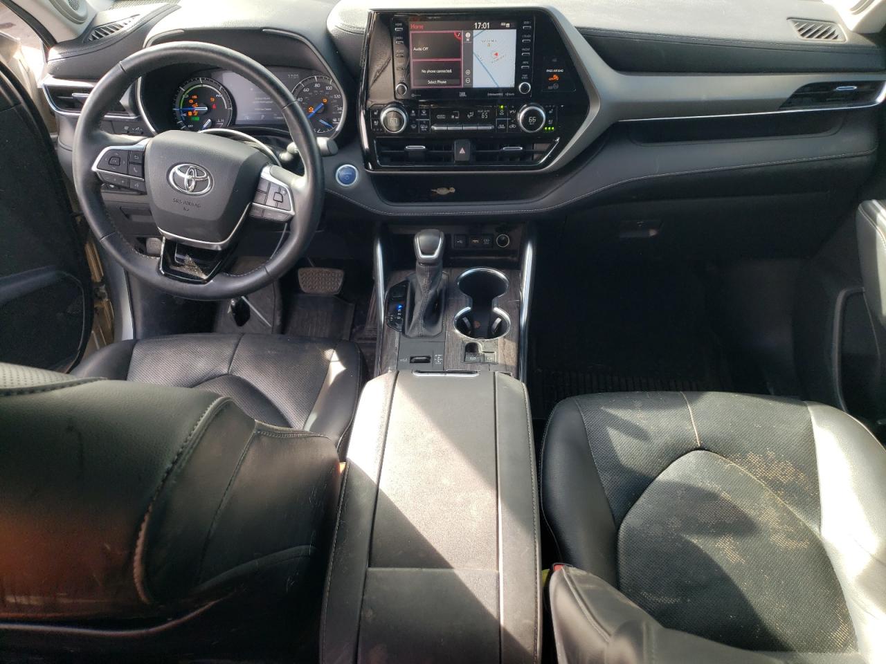 2021 Toyota Highlander - Image 8