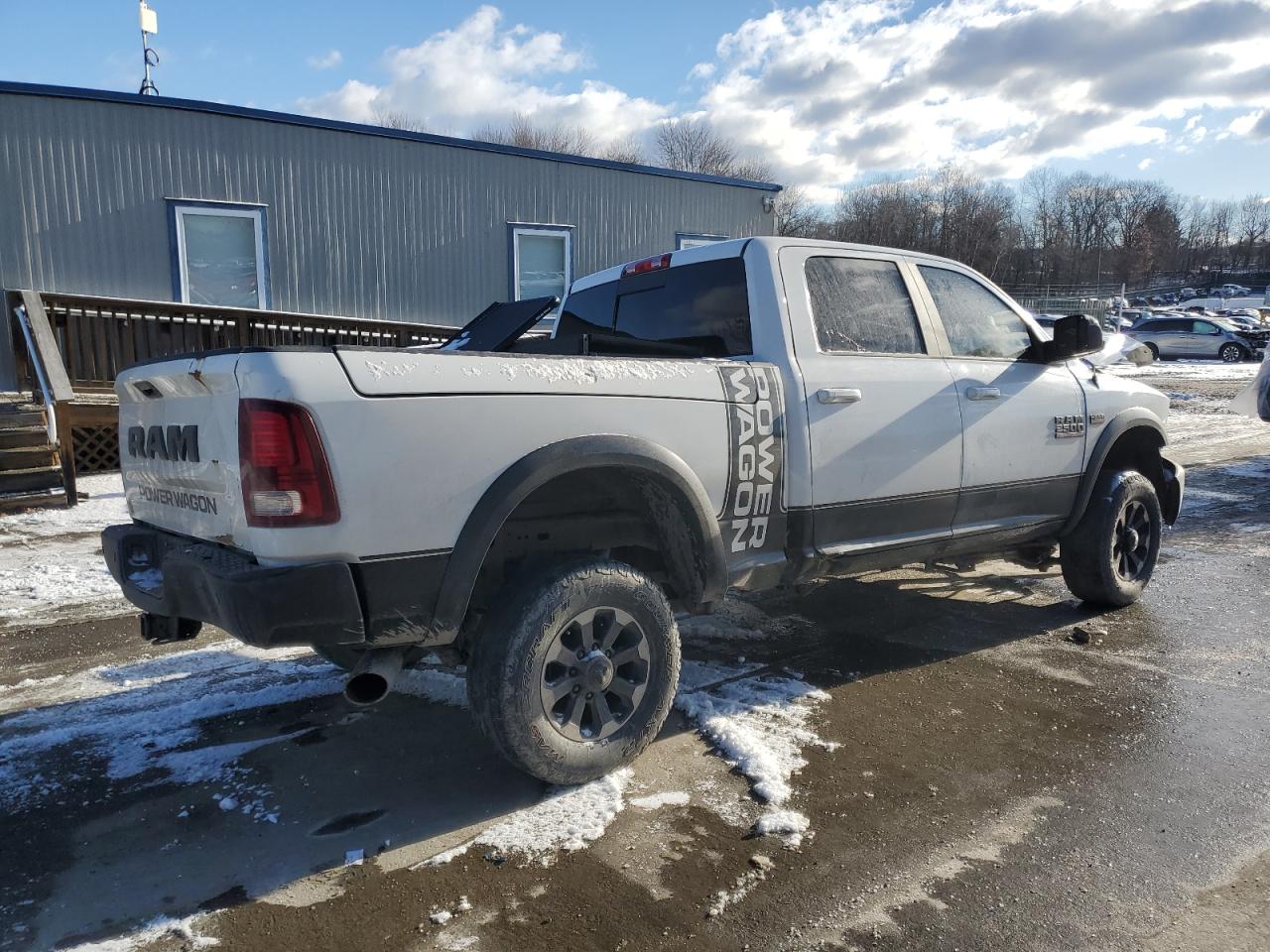 2017 RAM 2500 - Image 3