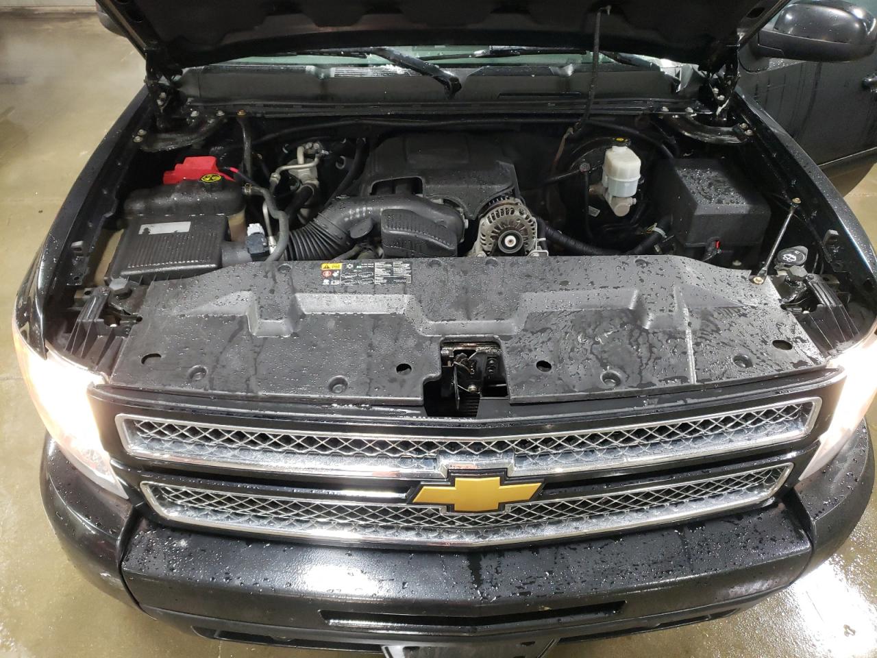 2013 Chevrolet Silverado - Image 11