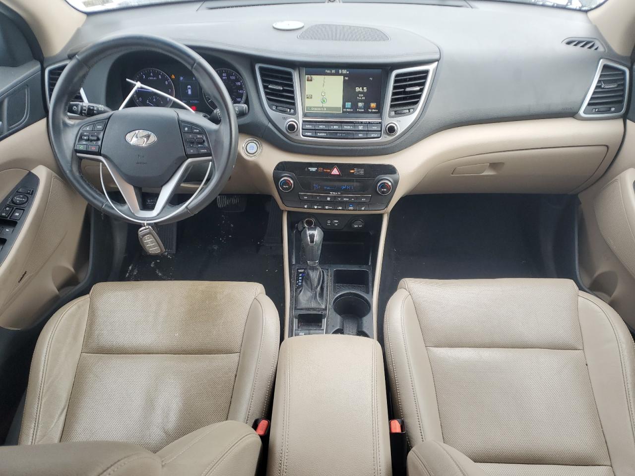 2017 Hyundai Tucson - Image 8