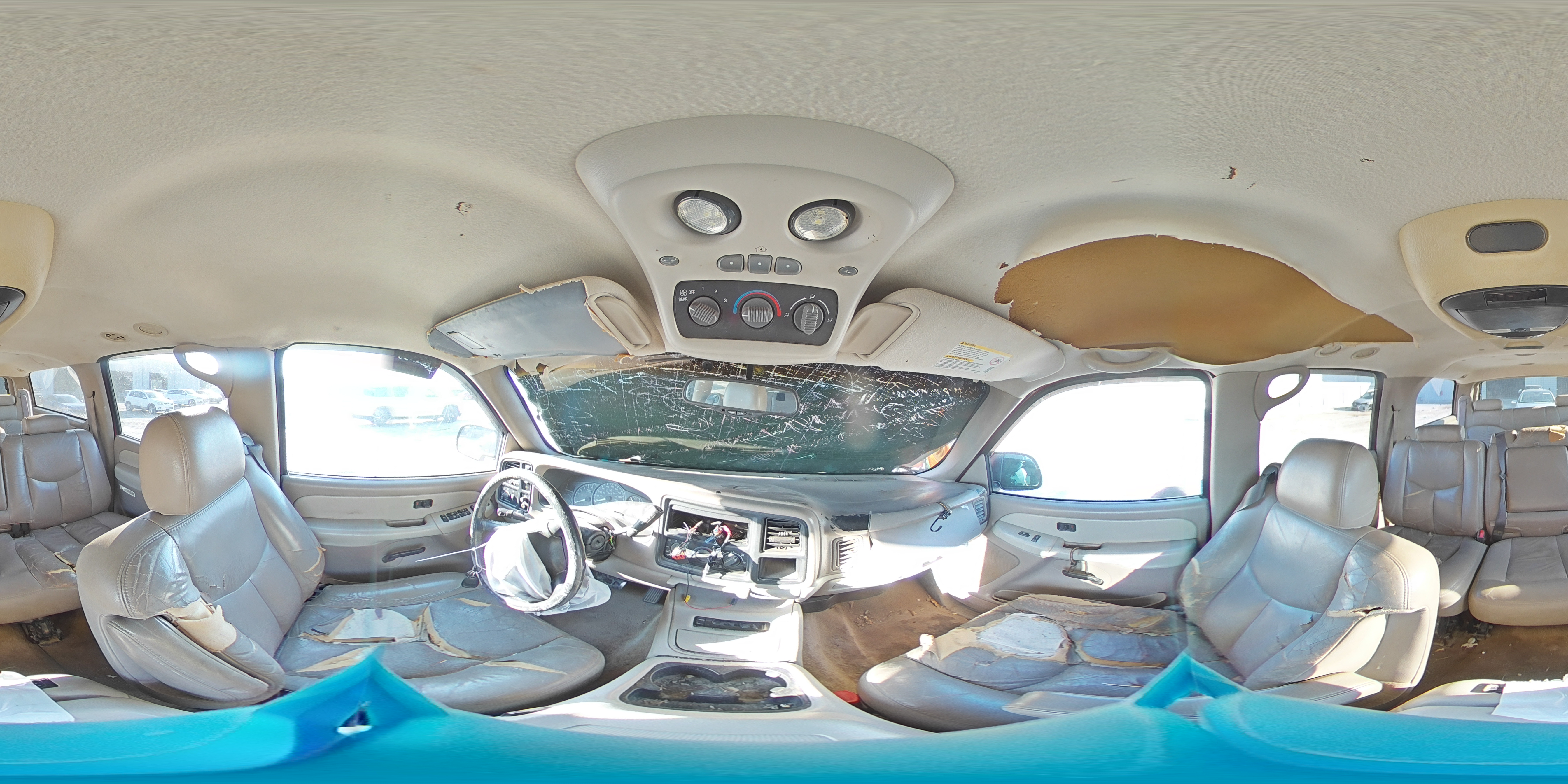 2002 Chevrolet Suburban - Image 14