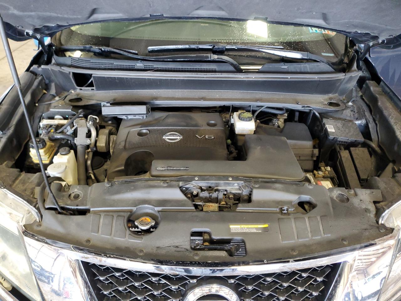 2013 Nissan Pathfinder - Image 12
